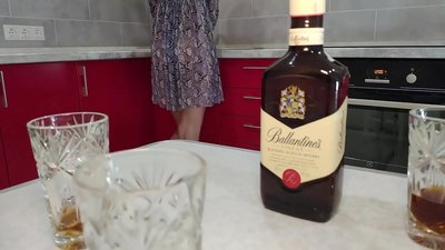 ممارسة الجنس مع زوجة صديق في حالة سكر. أتمنى ألا حملها.